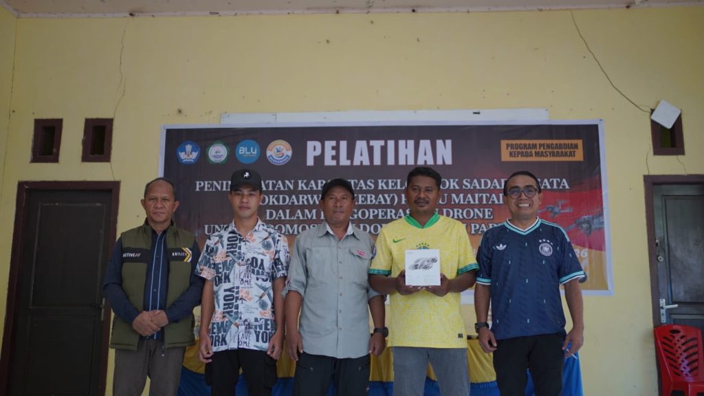 Kegiatan ini juga menghadirkan Ketua Komisi I DPRD Maluku Utara sekaligus CEO Widi Coastal, Nazlatan Ukhra Kasuba, B.Hs., M.Si., yang membawakan materi bertajuk EcoEdu Sustainable Tourism
